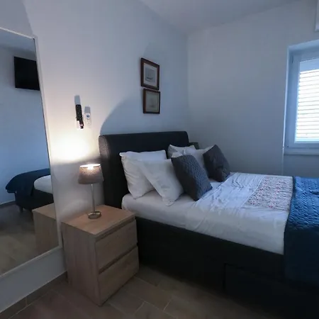 בית נופש Harbour View House Zaton (Sibenik-Knin)