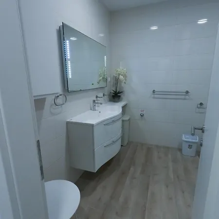 بيت للعطل Harbour View House *