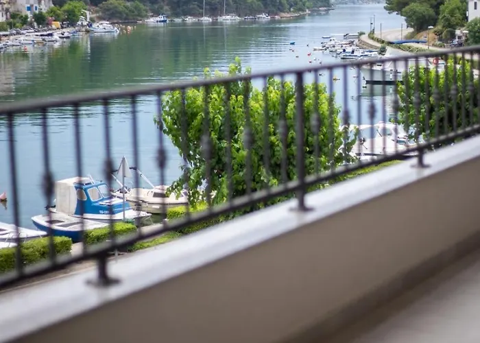 בית נופש Harbour View House